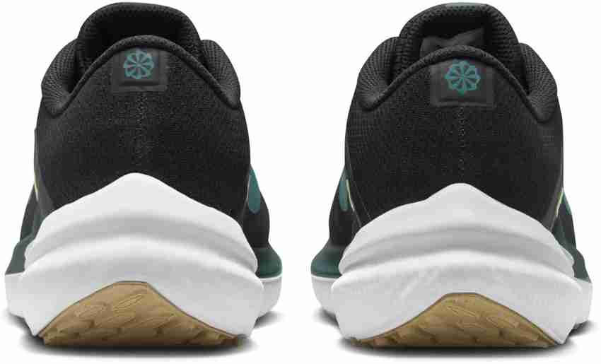 Nike black shop and teal shoes
