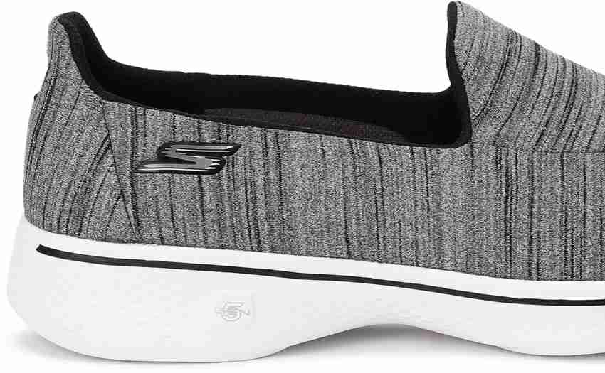 Skechers go outlet walk achiever