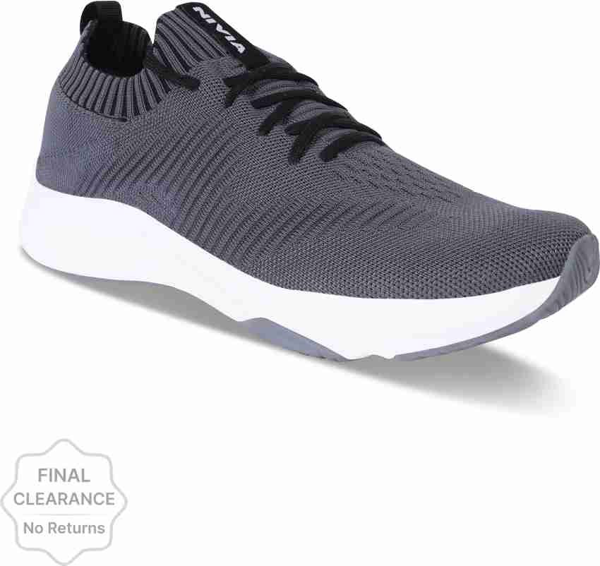 Nivia running on sale