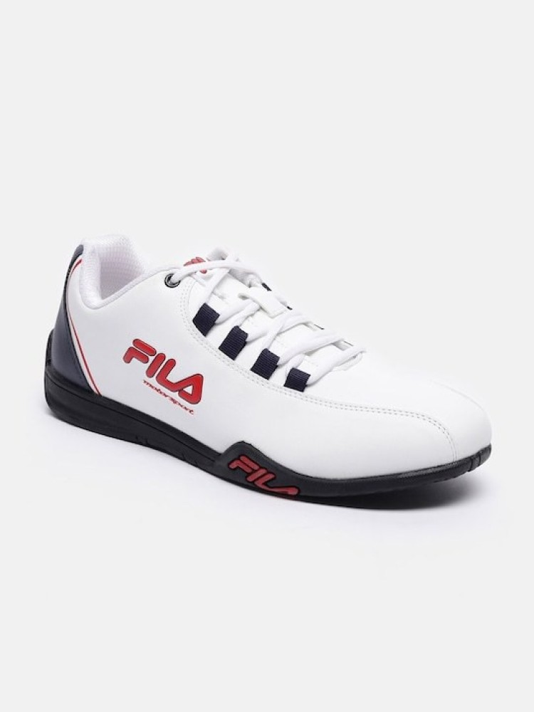 Fila hotsell sneakers flipkart