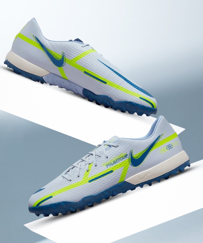 Nike turf outlet trainer