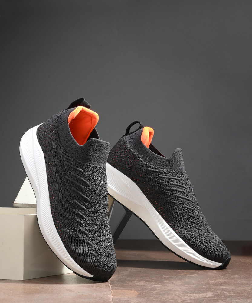Hrx walking shoes deals
