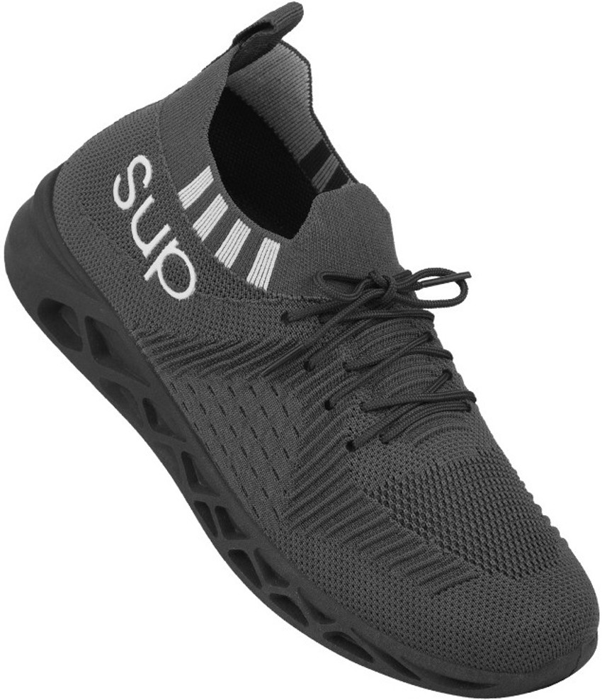 Outlet athletic shoes 2025
