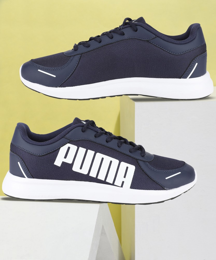 PUMA Hustle V2 Running Shoes For Men - Buy PUMA Hustle V2 Running Shoes For  Men Online at Best Price - Shop Online for Footwears in India