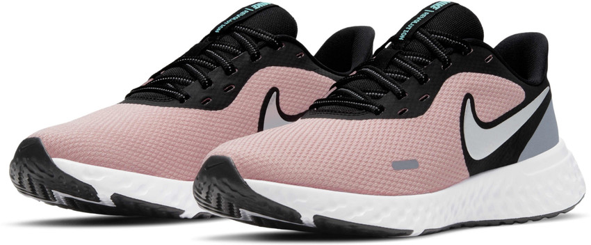 Nike colorful discount running shoes