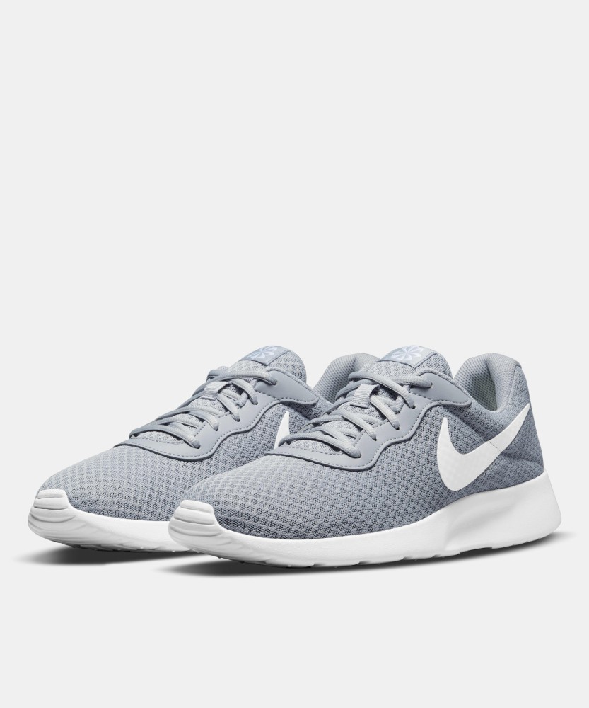 Mens grey store nike tanjun