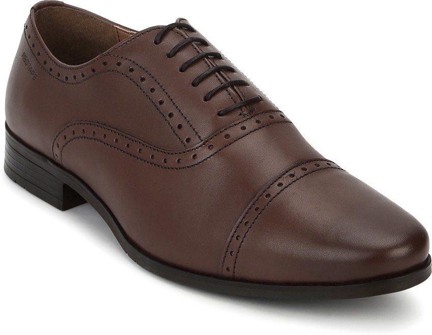 Red tape black sales oxford shoes