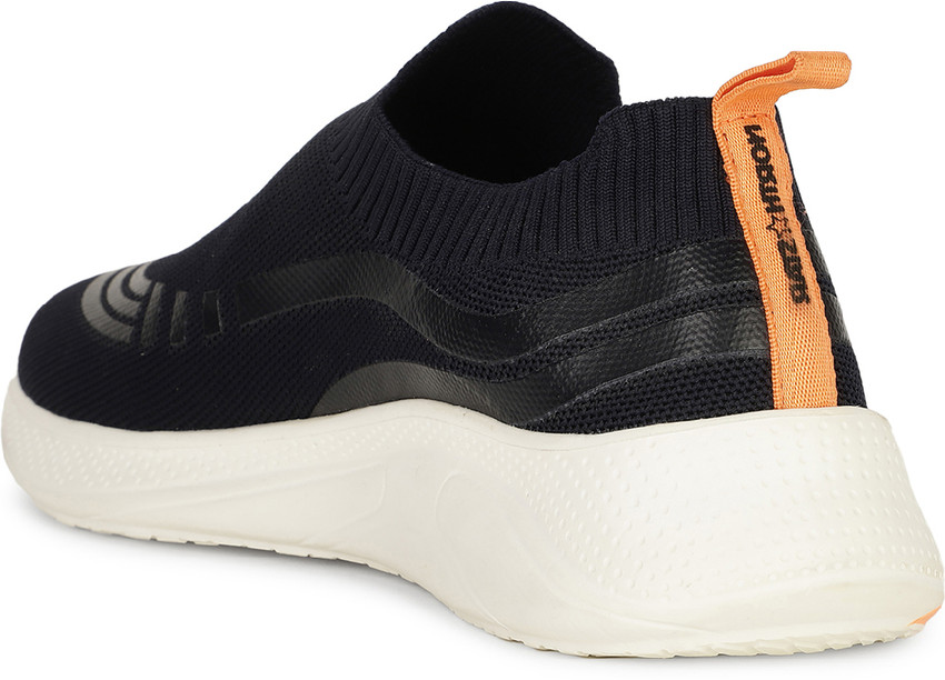 North star store running shoes