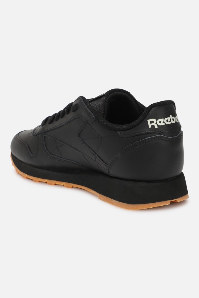 REEBOK CLASSICS CLASSIC LEATHER Running Shoes For Men - Buy REEBOK CLASSICS  CLASSIC LEATHER Running Shoes For Men Online at Best Price - Shop Online  for Footwears in India