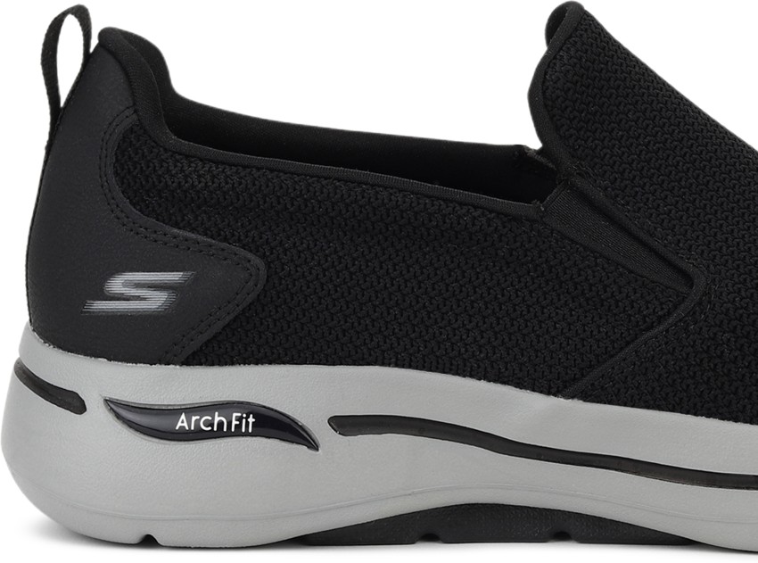 Zalora skechers 2024