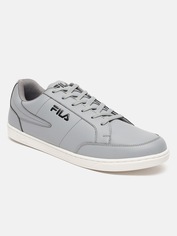 Fila mens hot sale white trainers