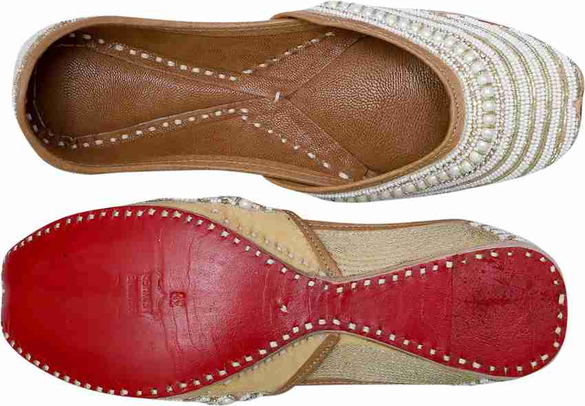 Punjabi mojari sale