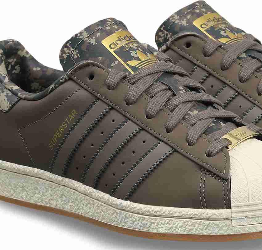 Adidas superstar hotsell 5 boroughs