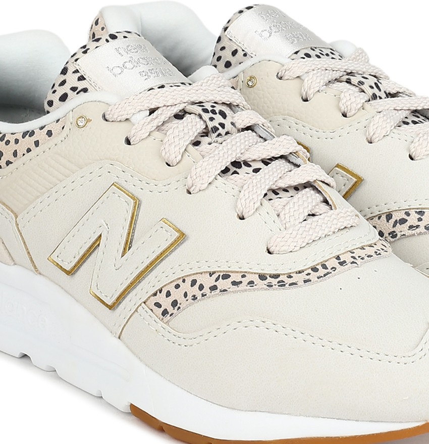 New balance hotsell animal print 997