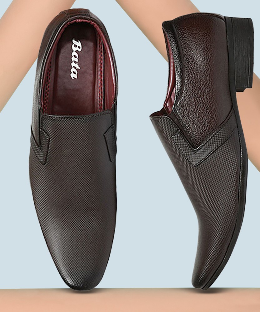 Slip on store shoes flipkart