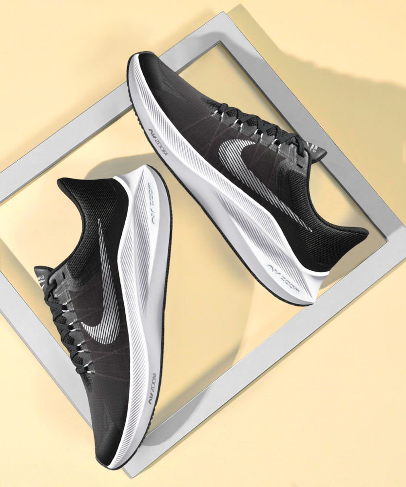 nike men's zoom winflo 8 running shoes
