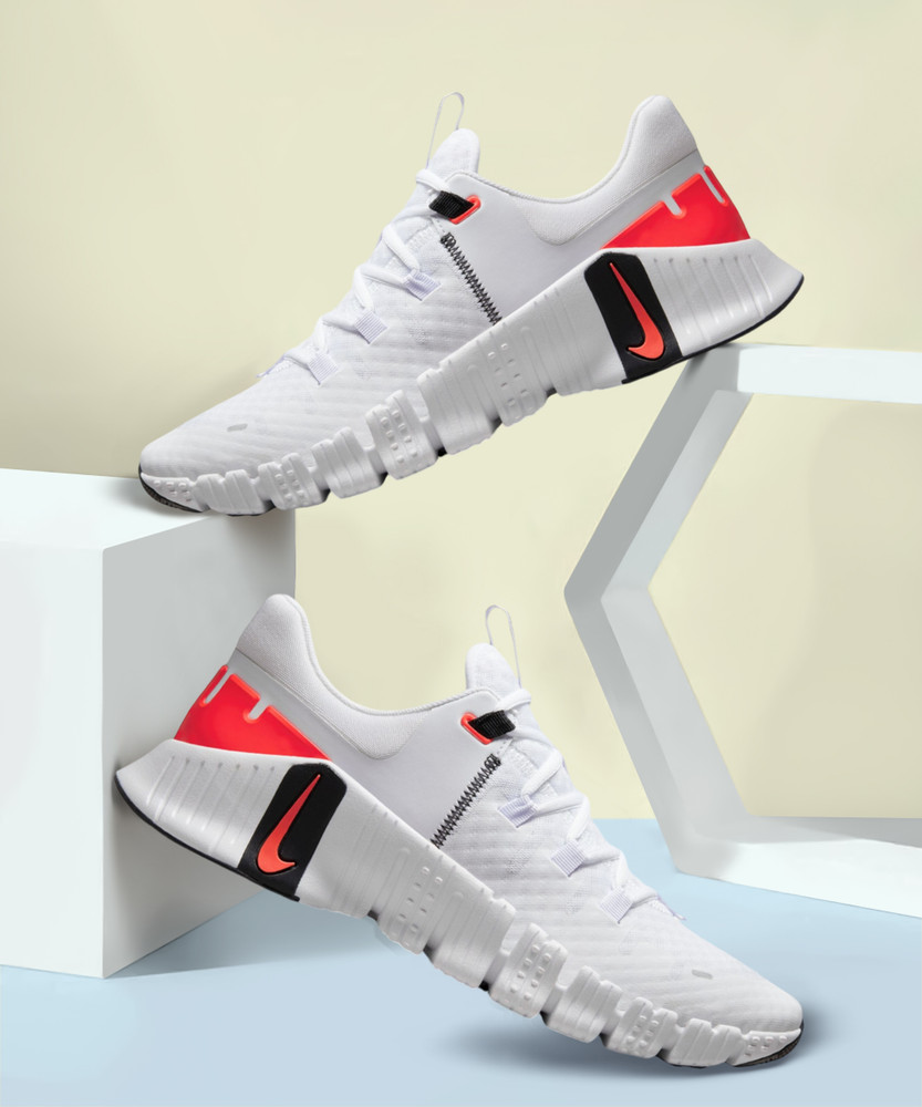 mens nike free metcon