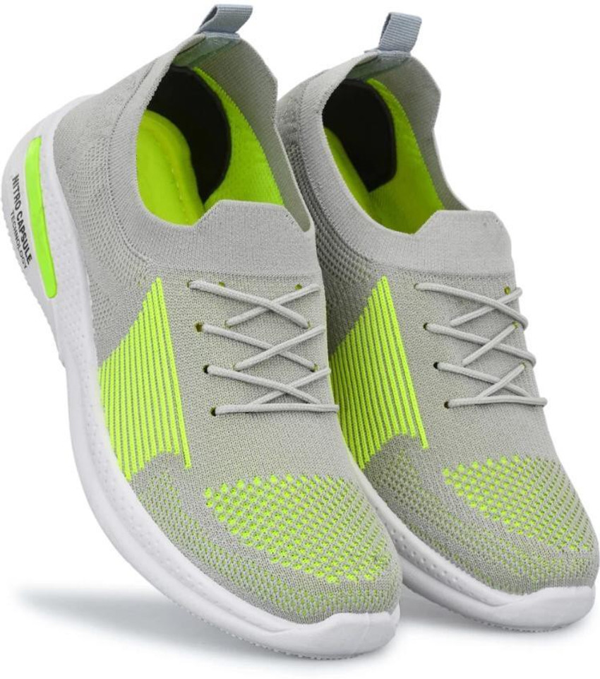 Sports shoes for men myntra online