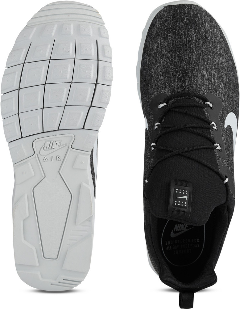 nike air max motion racer 2