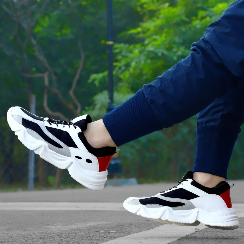 Sneakers 2019 new arrivals men