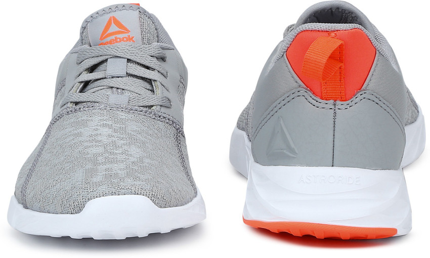 Reebok astroride discount strike womens