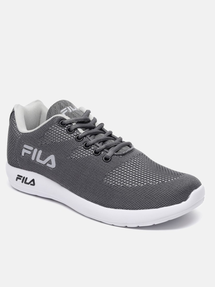 Fila men's mosta grey rubber sale running shoes