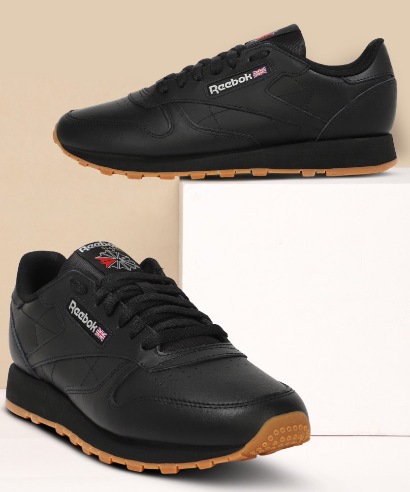 REEBOK CLASSICS CLASSIC LEATHER Running Shoes For Men - Buy REEBOK CLASSICS  CLASSIC LEATHER Running Shoes For Men Online at Best Price - Shop Online  for Footwears in India | Flipkart.com