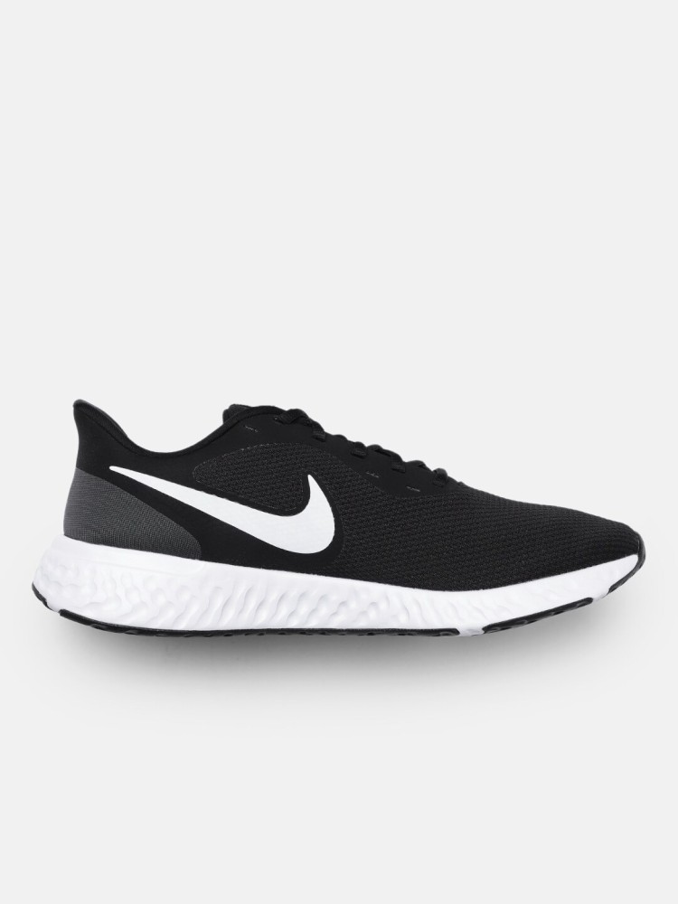 Nike cheap black model