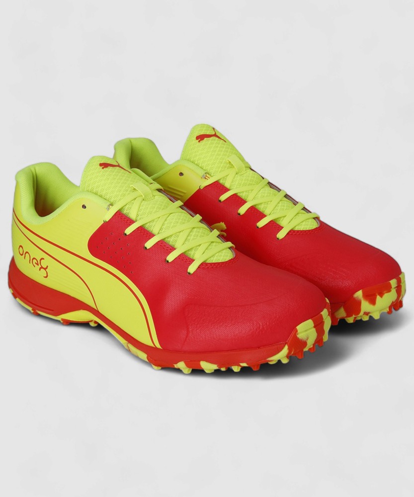 PUMA one8 19 FH Rubber Cricket Shoes For Men