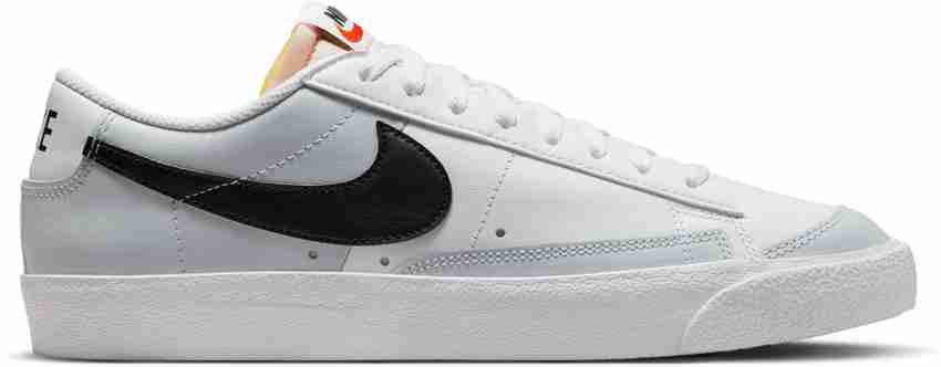 Nike blazer low top black hotsell