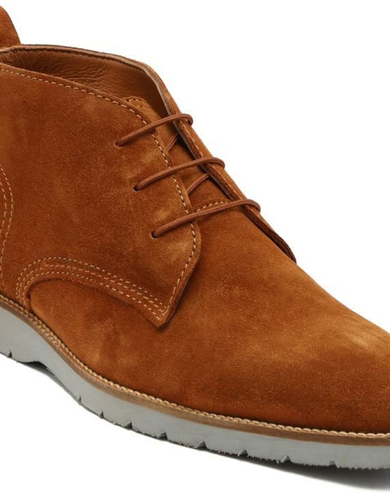 Suede best sale chukka sneaker