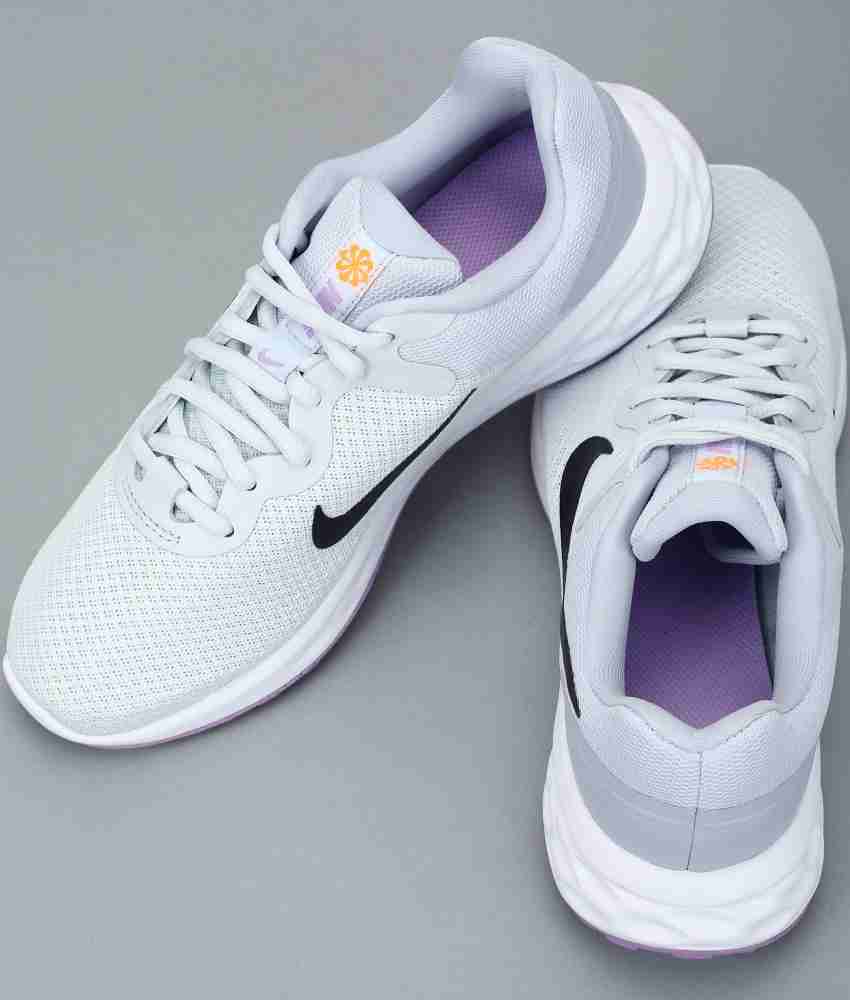 Nike shop womens revolution