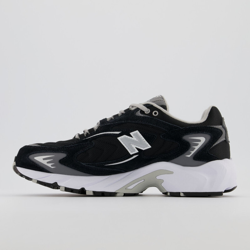 New Balance 725 Sneakers For Men - Buy New Balance 725 Sneakers 