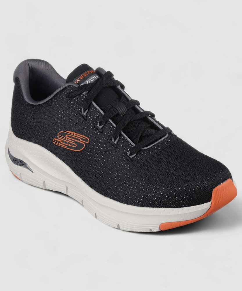 Skechers ARCH FIT TAKAR Sneakers For Men Buy Skechers ARCH FIT TAKAR Sneakers For Men Online at Best Price Shop Online for Footwears in India Flipkart