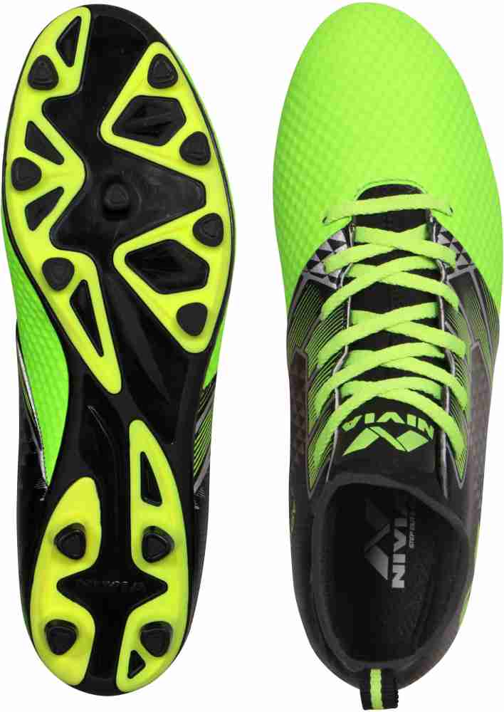 Nivia ashtang hot sale football shoes