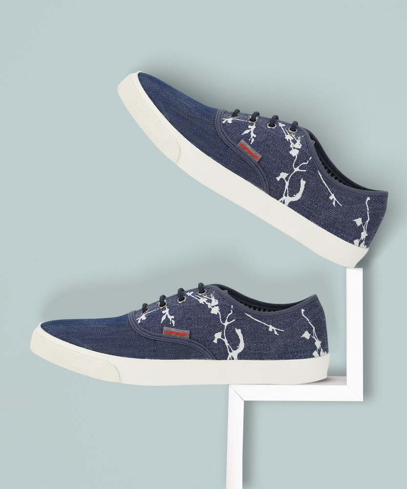 Denim shoes flipkart discount
