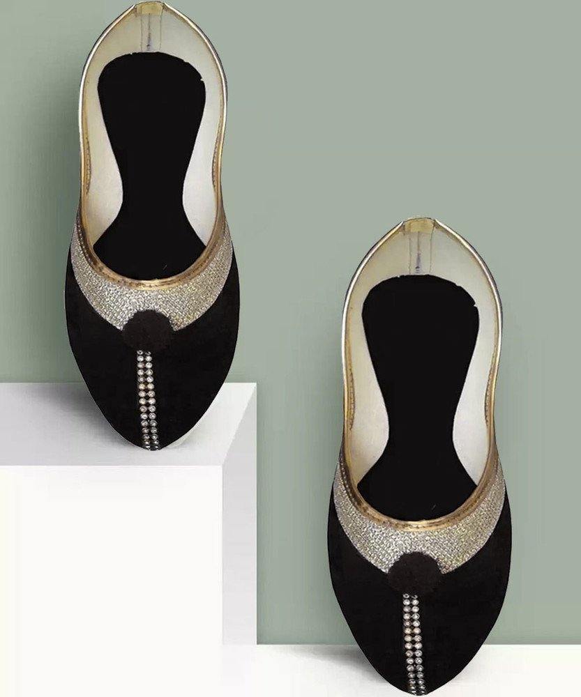 Giuro Ladies Mojari Jutis For Women Buy Giuro Ladies Mojari Jutis For Women Online at Best Price Shop Online for Footwears in India Flipkart