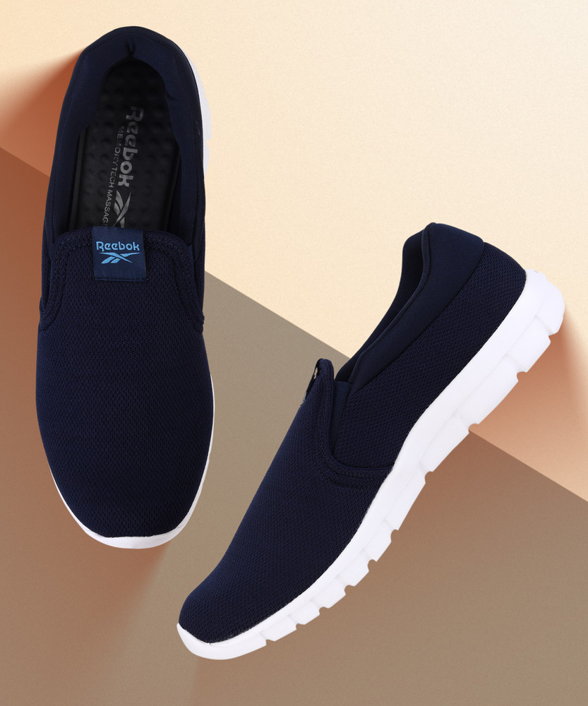 Reebok memory tech massage top shoes
