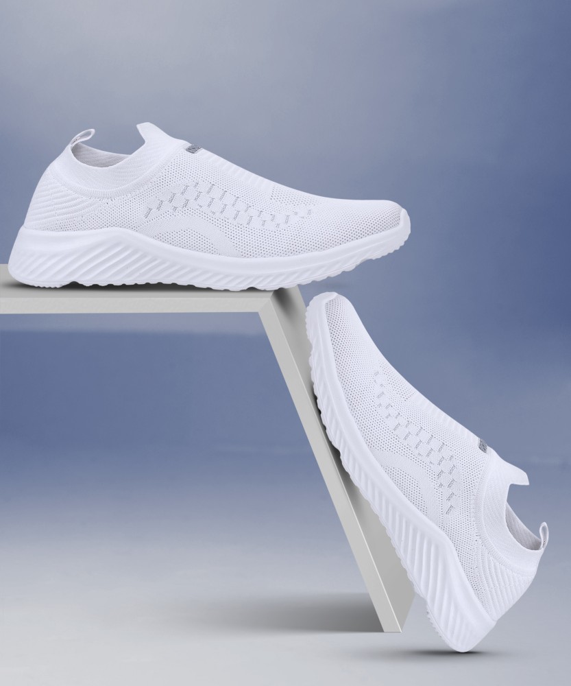 White sports store shoes flipkart