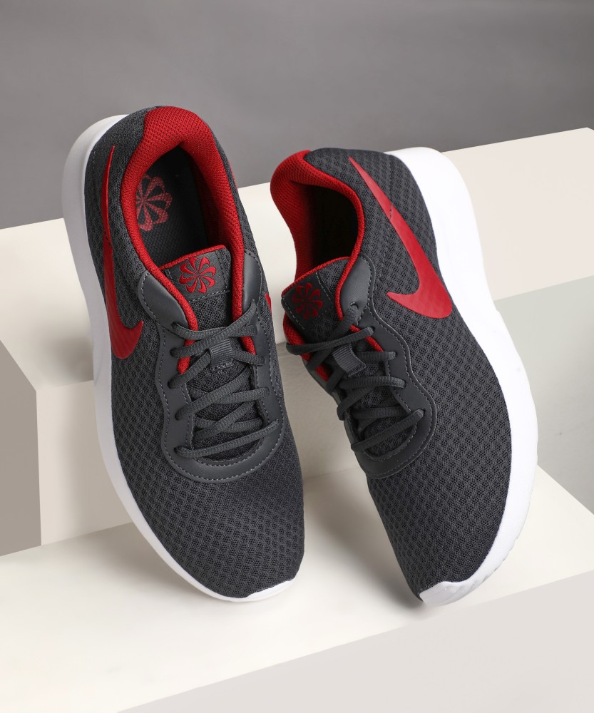 Nike tanjun sale flipkart