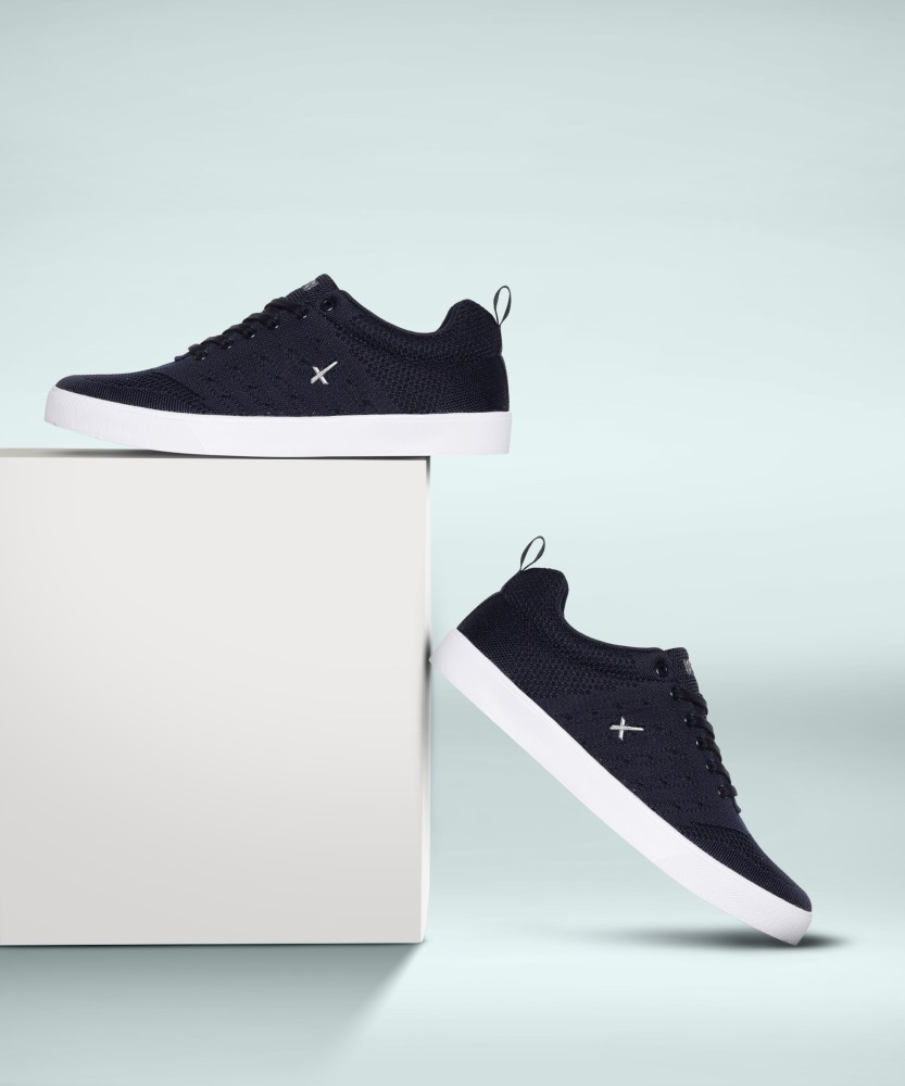 HRX by Hrithik Roshan Sneakers For Men - Buy HRX by Hrithik Roshan Sneakers  For Men Online at Best Price - Shop Online for Footwears in India