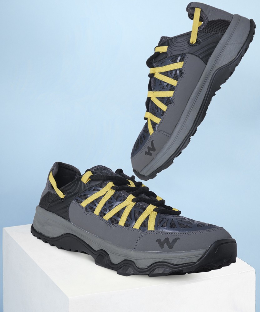 Wildcraft clearance hiking shoes