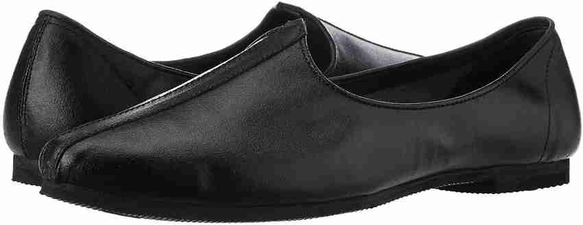 Buy Black Color Bata Jalsa Mojaris For Men Online at Best Price