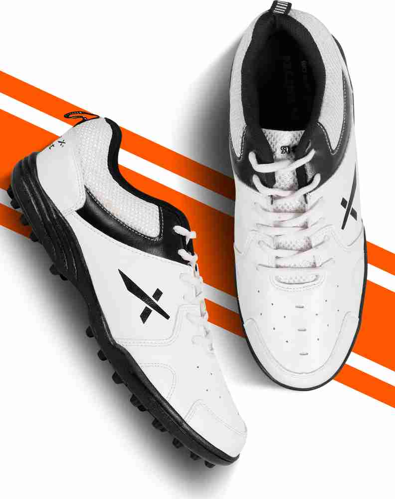 Vector x blast outlet cricket shoes