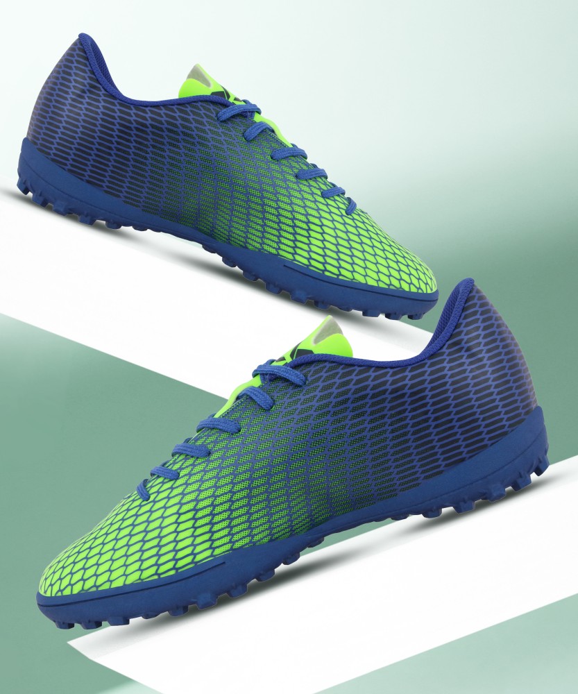 Hard surface clearance football boots