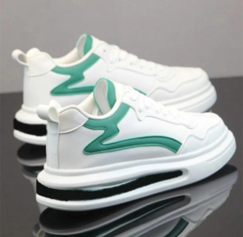 Fashion outlet sports shoes