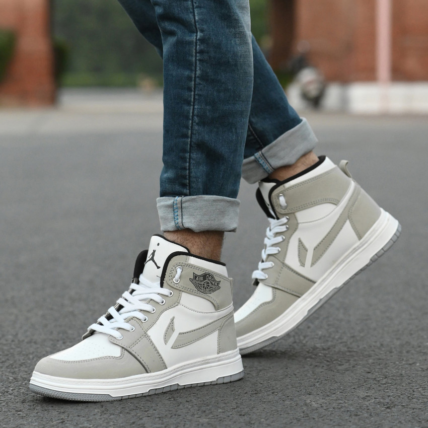 Dexture Air Jordan Style trendy Sneakers For Men (Black)