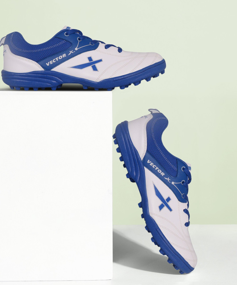 Cricket shoes new arrivals online flipkart