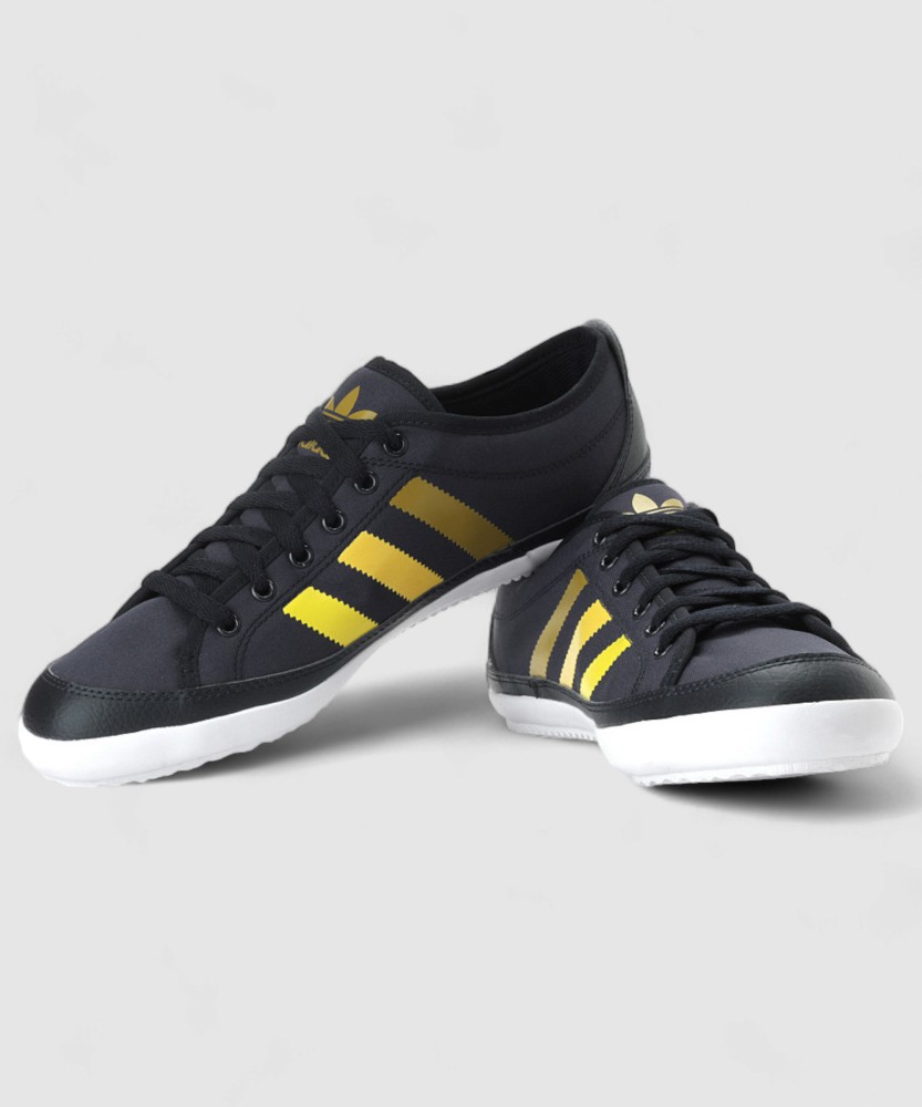 ADIDAS Nizza Remodel Sneakers For Men Buy Conavy Spiyel Byello Color ADIDAS Nizza Remodel Sneakers For Men Online at Best Price Shop Online for Footwears in India Flipkart