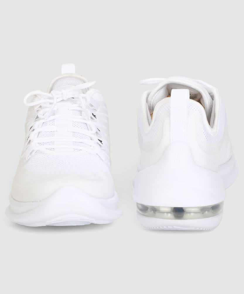 nike air max axis size 5.5